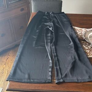 Elegant Black Women's Skirt